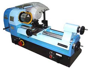 Загальний вигляд токарного верстата Універсал-В